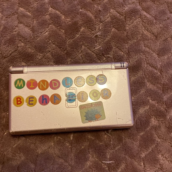 NINTENDO DS - Picture 4 of 14